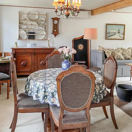 Holiday home 2 Bedroom Gorgeous In